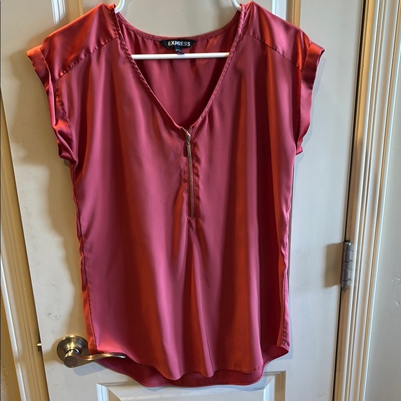 Express Blouse Bundle - Picture 6 of 11
